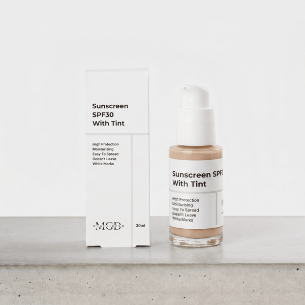 Sunscreen SPF 30 mit Tönung – Pumpflasche mit Umverpackung