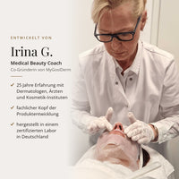Irina G., Medical Beauty Coach und Entwicklerin des Lifting Power Set, bei einer Behandlung mit Kollagen-Vliesmaske